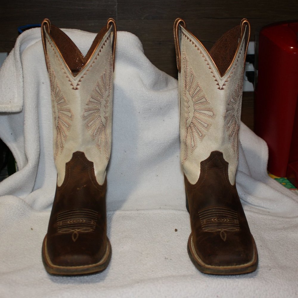 Ariat Boots (WORN ONCE)